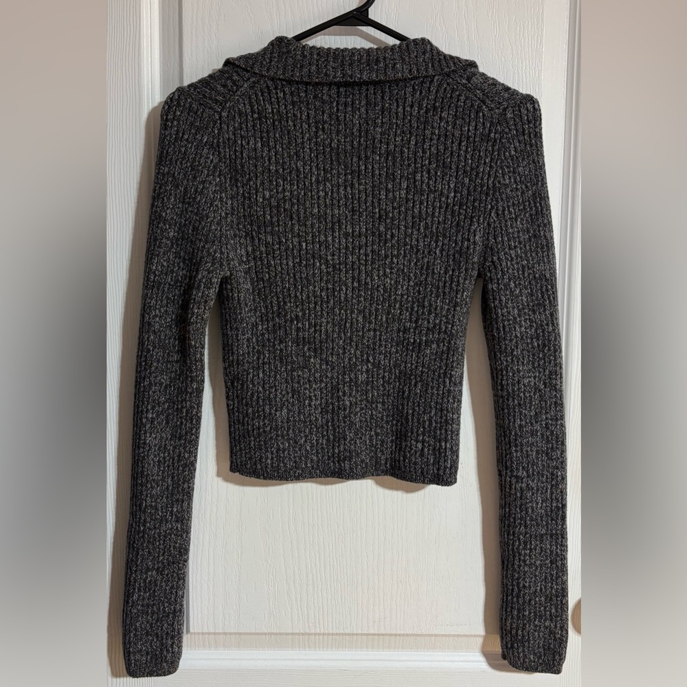 NWOT Aerie Quarter Zip Knit Ribbed Grey Soft Cozy Cropped Sweater Size Medium - Picture 4 of 7